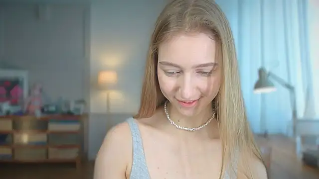 solar bella online show from March 15, 2025, 7:42 am