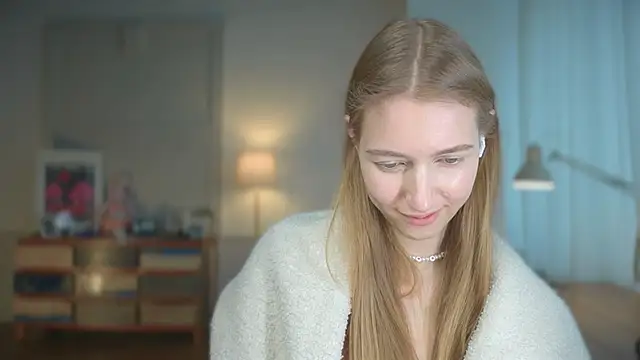 solar bella online show from March 17, 2025, 12:04 pm