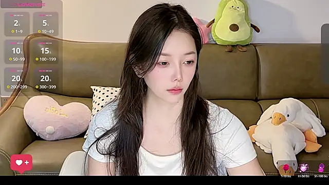Yilin1999 online show from April 22, 2026, 10:50 am