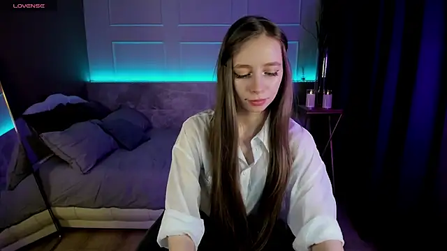 OliviaGentle online show from January 8, 2025, 3:40 am