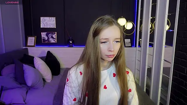 OliviaGentle online show from February 8, 2025, 10:29 pm