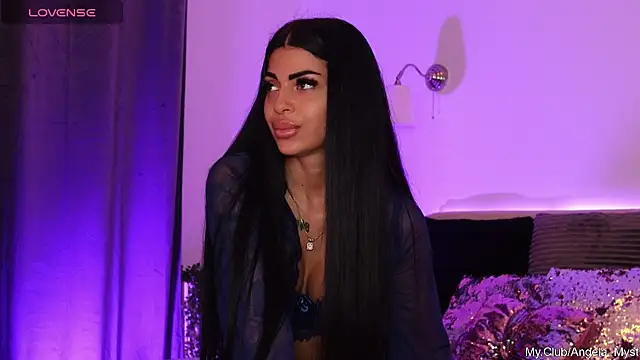 Angela Myst online show from December 21, 2025, 1:07 pm