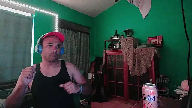 Snapshot of _______the chatting on February 22, 2026, 12:45 am the online show from February 22, 2026, 12:45 am