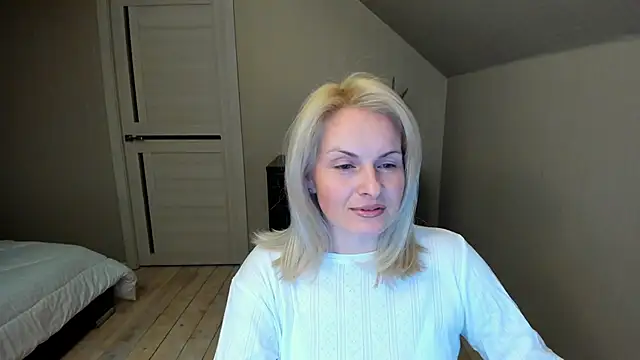 Alicee Gracee online show from February 14, 2025, 5:36 pm