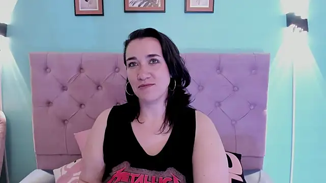 Snapshot of kyoakane chatting on January 7, 2025, 6:27 am kyoakane online show from January 7, 2025, 6:27 am