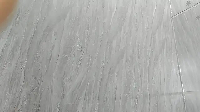 Snapshot of MarieMyller chatting on February 24, 2025, 11:19 pm MarieMyller online show from February 24, 2025, 11:19 pm