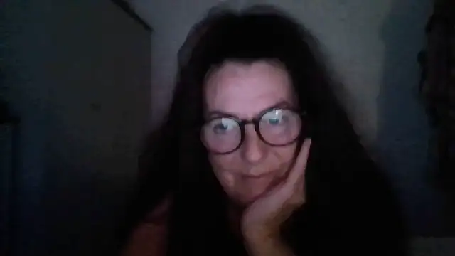 Snapshot of Tillieuk chatting on July 9, 2026, 10:25 pm Tillieuk online show from July 9, 2026, 10:25 pm
