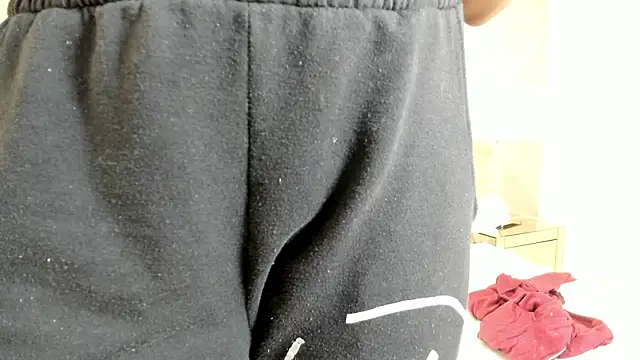 nicole fisherr online show from November 8, 2025, 4:56 am