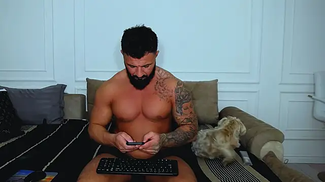 UrsuKing online show from February 7, 2025, 7:38 pm