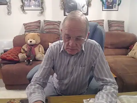 Ferret7777 online show from December 4, 2025, 7:44 pm