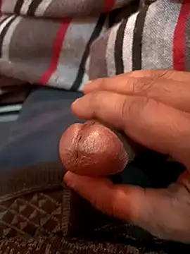 desicockblack online show from December 30, 2024, 2:40 pm