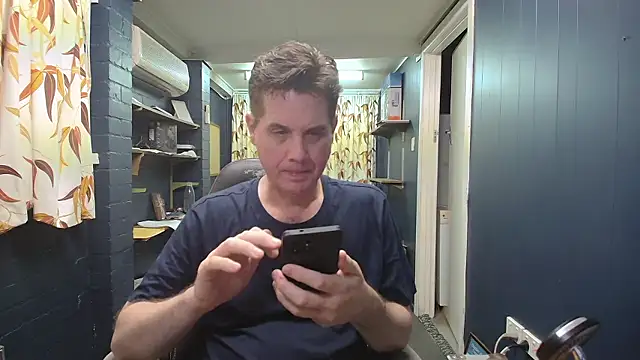 Snapshot of tilobinder chatting on February 18, 2026, 1:18 pm tilobinder online show from February 18, 2026, 1:18 pm