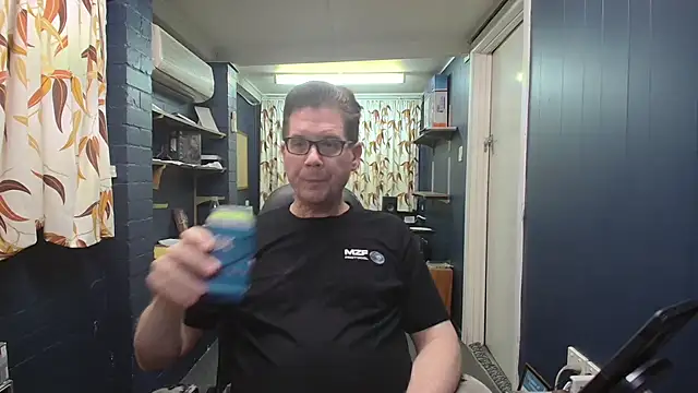 Snapshot of tilobinder chatting on February 22, 2026, 2:37 pm tilobinder online show from February 22, 2026, 2:37 pm