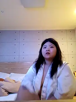 Snapshot of hello098712 chatting on February 22, 2025, 5:57 pm hello098712 online show from February 22, 2025, 5:57 pm