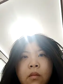 Snapshot of hello098712 chatting on March 3, 2025, 12:37 pm hello098712 online show from March 3, 2025, 12:37 pm