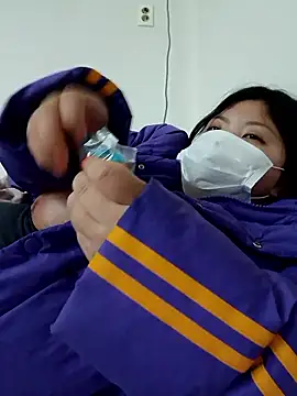 Snapshot of hello098712 chatting on December 1, 2025, 9:14 am hello098712 online show from December 1, 2025, 9:14 am