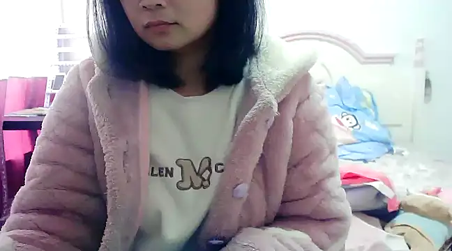 Snapshot of CN-Xiaoxi chatting on December 19, 2024, 3:51 am CN-Xiaoxi online show from December 19, 2024, 3:51 am
