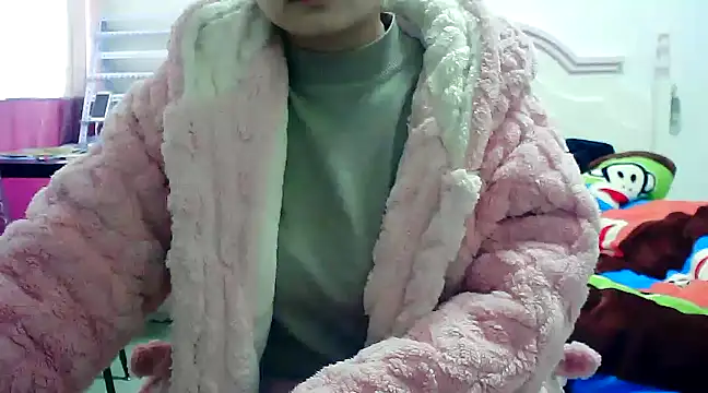 Snapshot of CN-Xiaoxi chatting on January 10, 2025, 12:06 am CN-Xiaoxi online show from January 10, 2025, 12:06 am