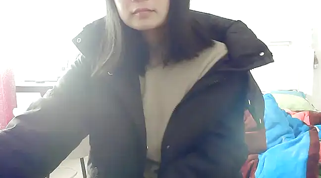 Snapshot of CN-Xiaoxi chatting on February 12, 2025, 7:23 am CN-Xiaoxi online show from February 12, 2025, 7:23 am