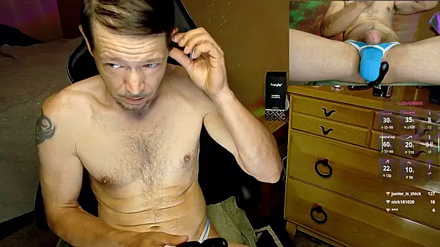 MasterForgedRayy online show from May 15, 2026, 11:06 am