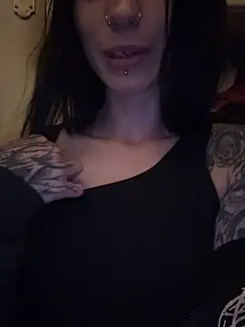 MissMidnightUK online show from April 10, 2026, 10:36 pm