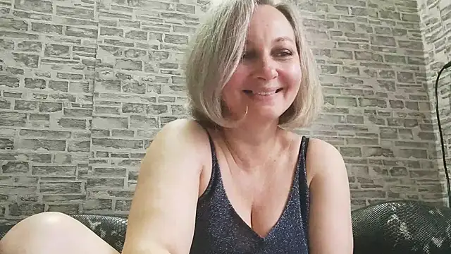 EdithManning online show from March 3, 2025, 12:27 pm