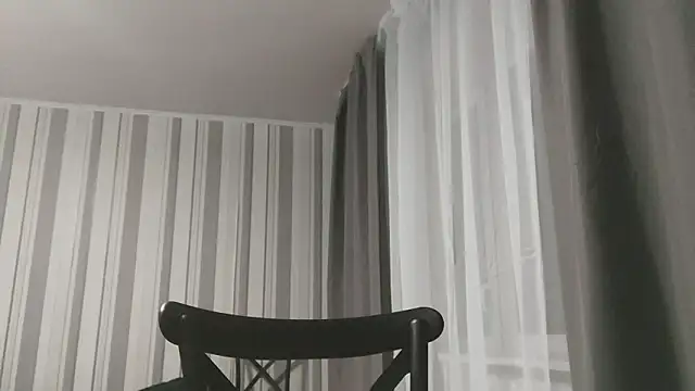 EdithManning online show from February 2, 2026, 7:01 pm