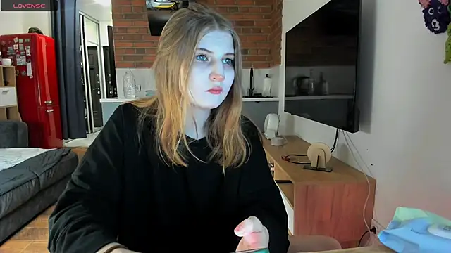 Snapshot of princessaalicc chatting on February 8, 2025, 2:15 am princessaalicc online show from February 8, 2025, 2:15 am