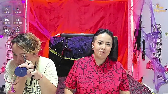 Snapshot of katieeandsharonn chatting on October 24, 2025, 1:51 pm katieeandsharonn online show from October 24, 2025, 1:51 pm