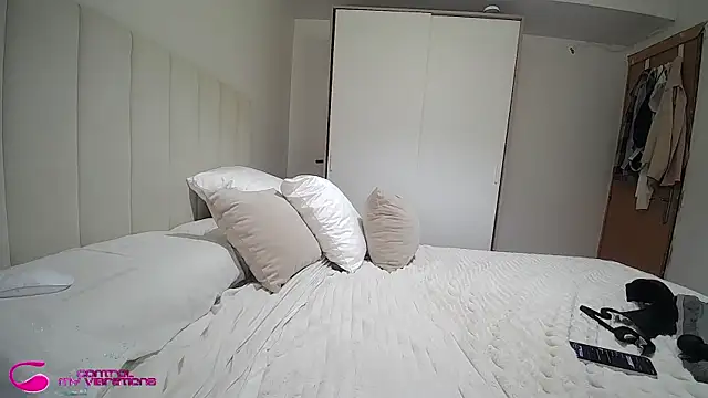 arielfreedomsex online show from November 13, 2025, 3:55 pm