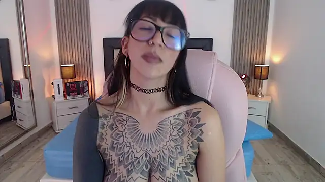 Sam mansson66 online show from March 13, 2025, 6:23 pm