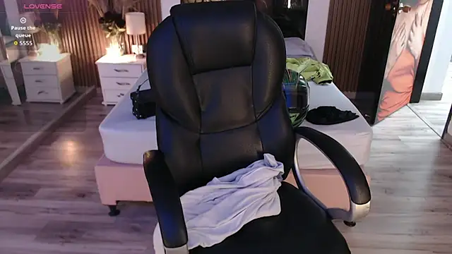 Sam mansson66 online show from December 20, 2025, 2:46 pm