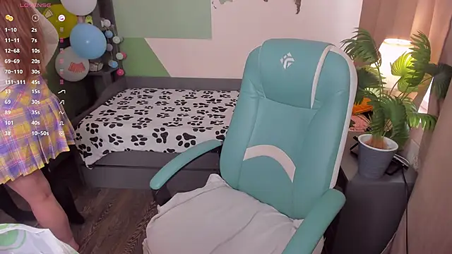 sophie  lee online show from September 25, 2025, 11:14 am