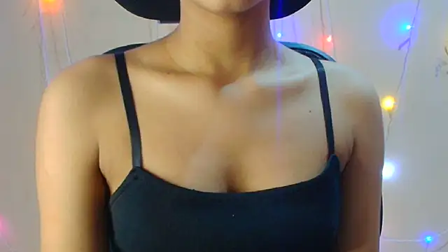 Snapshot of Chandani-Love chatting on May 30, 2026, 6:32 am Chandani-Love online show from May 30, 2026, 6:32 am