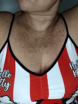 Kasandra Ho online show from March 12, 2025, 8:08 am