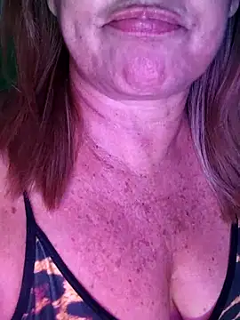 Kasandra Ho online show from October 4, 2025, 1:58 am