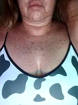 Kasandra Ho online show from December 15, 2025, 8:29 am