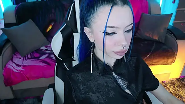 Snapshot of Aurora_Natsuki chatting on February 6, 2026, 11:24 am Aurora Natsuki online show from February 6, 2026, 11:24 am