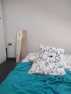 Mila Lovi online show from February 12, 2025, 12:01 pm