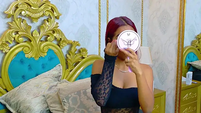 LucyLeah online show from March 4, 2026, 1:17 pm