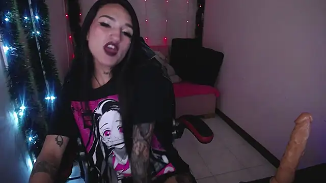 amelierouss online show from December 11, 2024, 7:14 pm