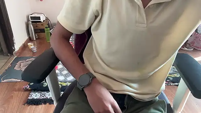 Snapshot of meatycronn chatting on February 20, 2026, 4:09 am meatycronn online show from February 20, 2026, 4:09 am