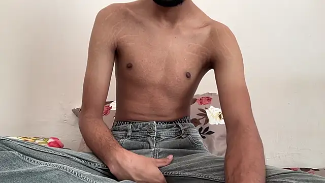 Snapshot of meatycronn chatting on March 19, 2026, 3:54 am meatycronn online show from March 19, 2026, 3:54 am