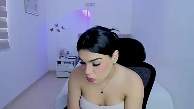 Snapshot of linda_zaam83866 chatting on October 4, 2025, 5:55 pm linda zaam83866 online show from October 4, 2025, 5:55 pm