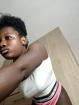 kharoll online show from September 28, 2025, 2:39 am