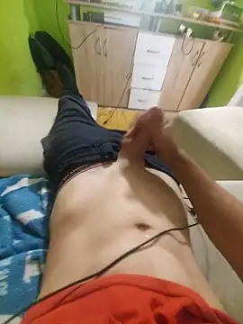 Deniell-01 online show from November 8, 2025, 11:54 am