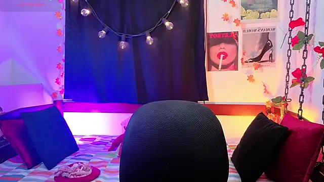  Moon Johnson online show from June 7, 2026, 12:26 am