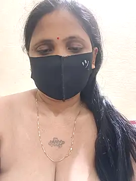 Snapshot of Neha8923 chatting on June 4, 2026, 5:30 pm Neha8923 online show from June 4, 2026, 5:30 pm