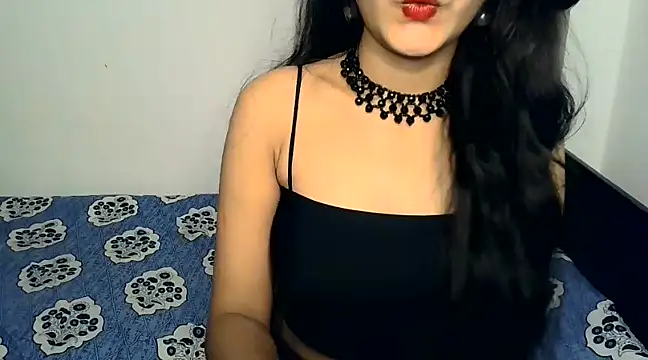 Snapshot of SUZY_FROMUS chatting on January 5, 2025, 11:59 am SUZY FROMUS online show from January 5, 2025, 11:59 am