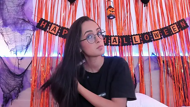 nataliiiiia online show from October 22, 2025, 11:43 am